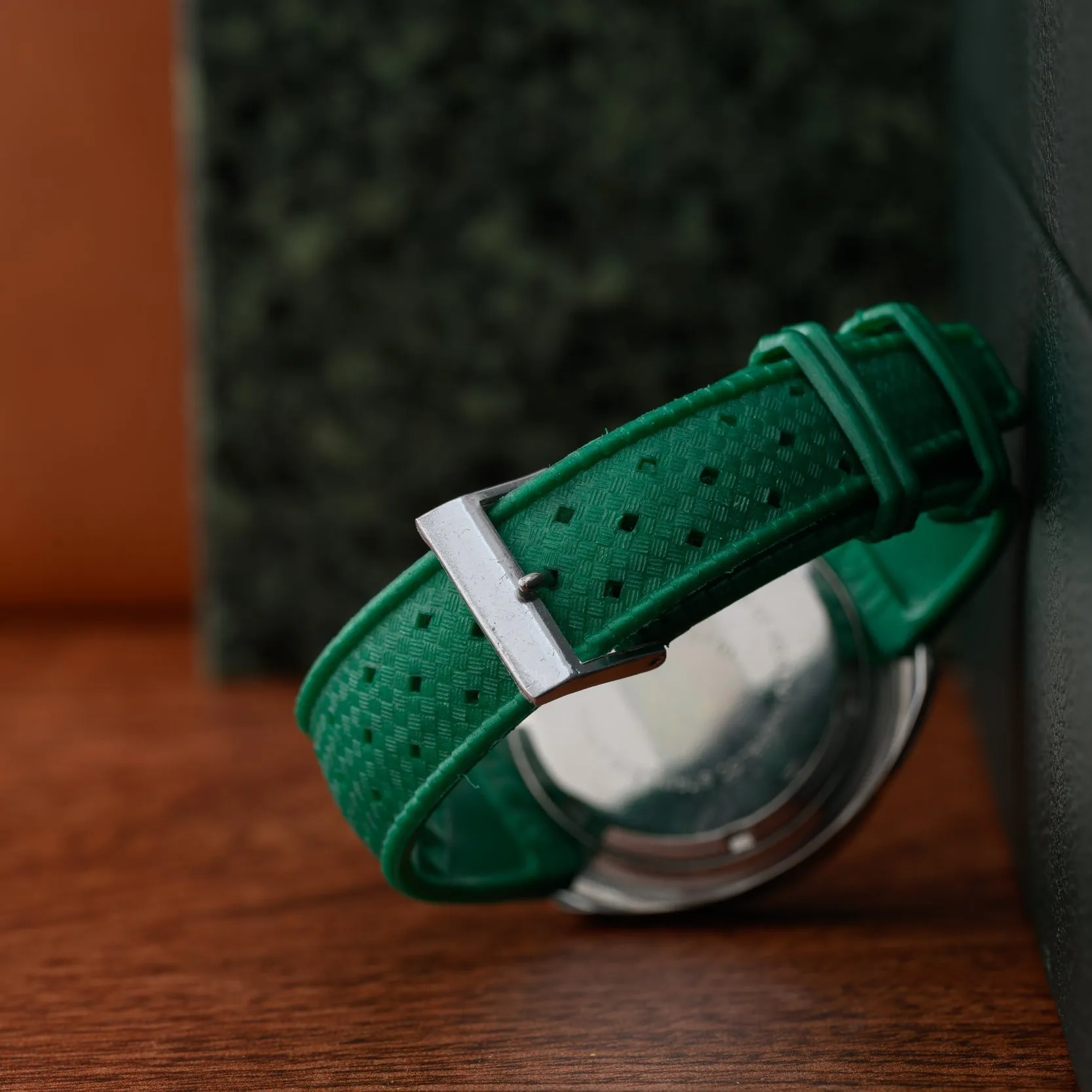 Aquadive Cushion Case Diver