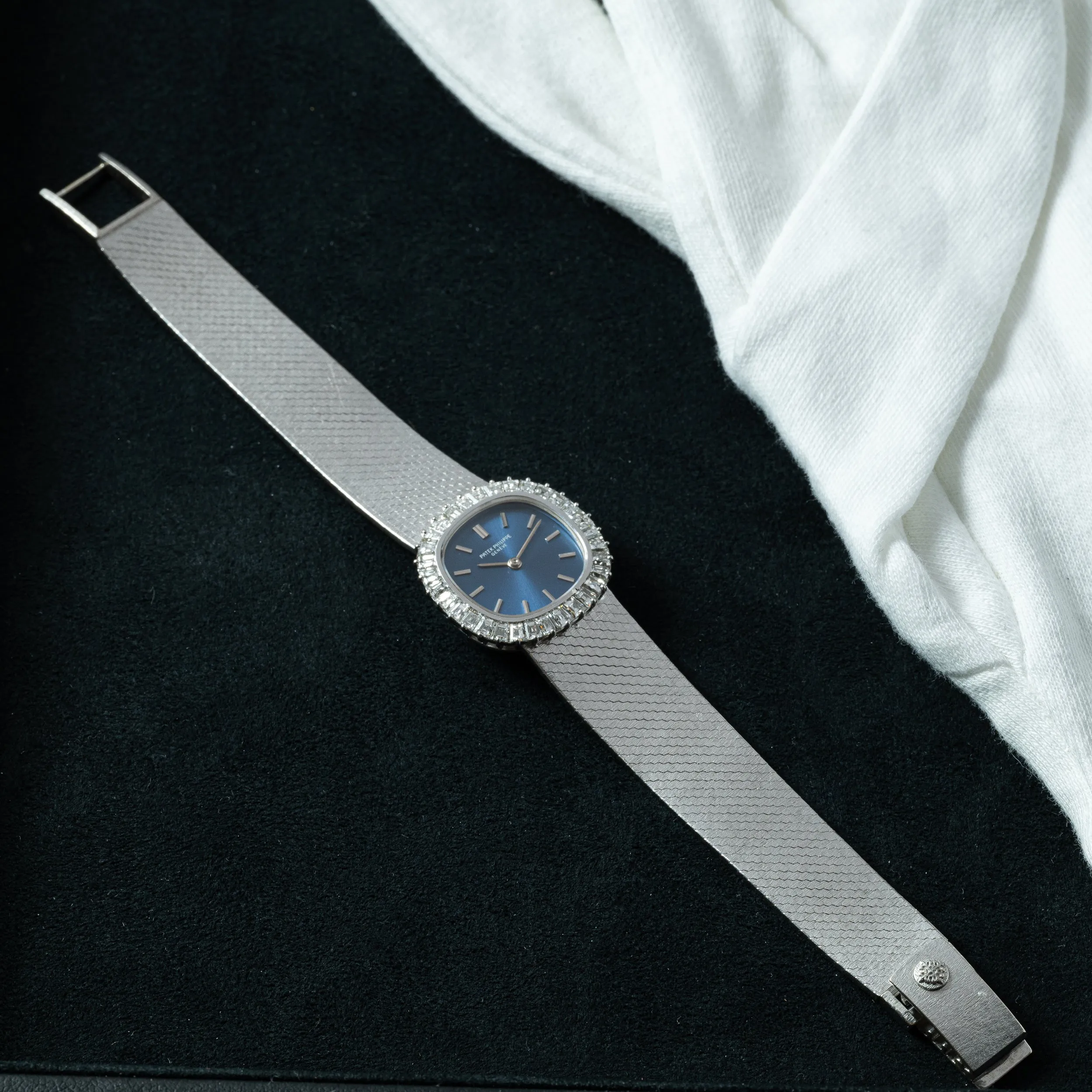 Patek Philippe Ellipse Ladies Dress Watch
