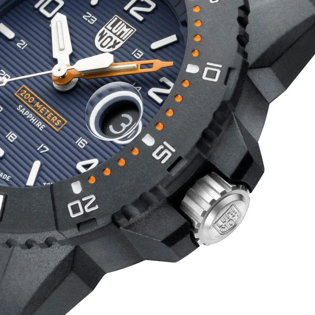 Special Edition Luminox Navy SEAL Foundation CARBONOX Blue Dial Black Rubber Strap Date Divers Quartz Mens Watch XS.3602.NSF